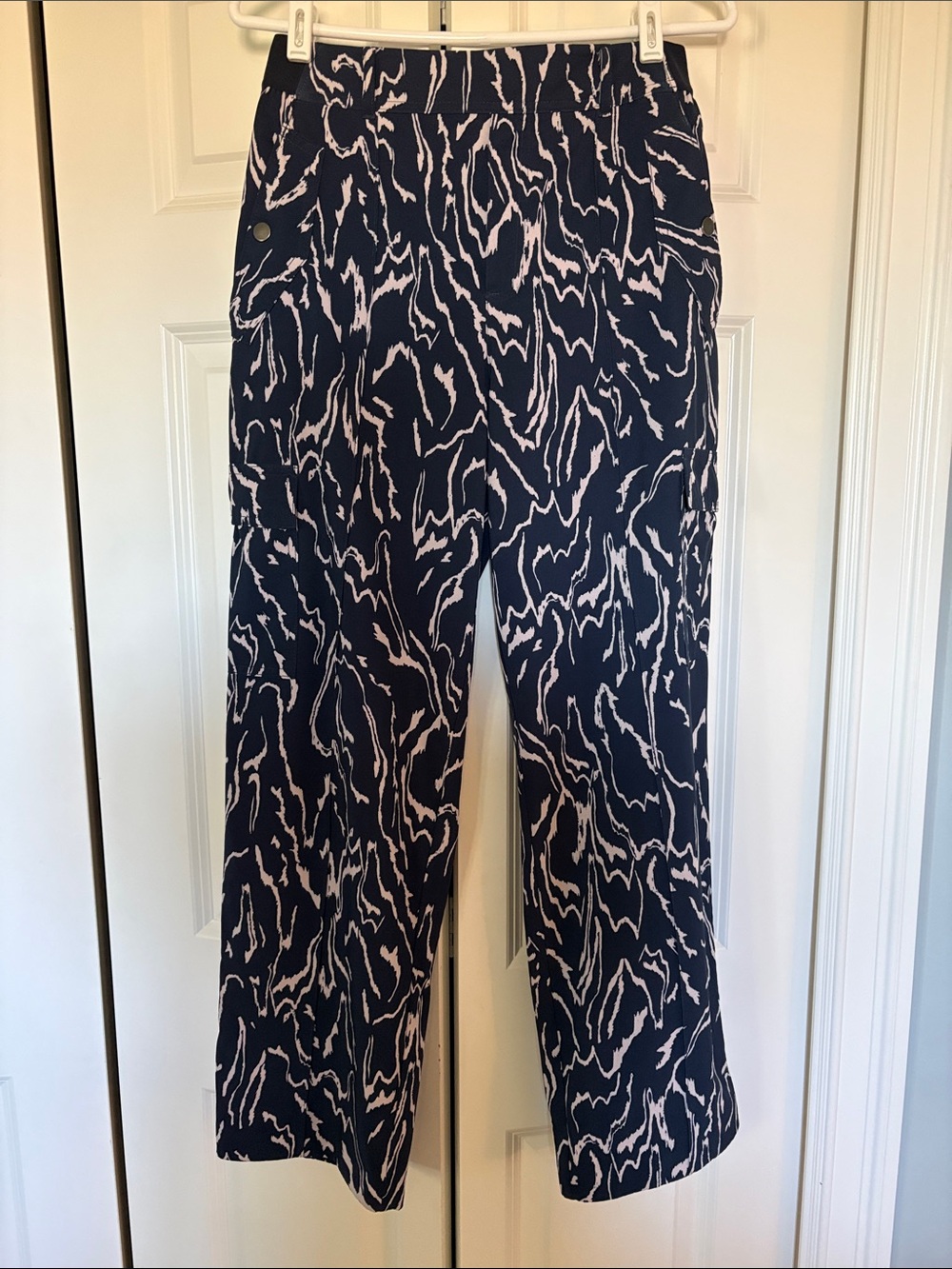 Athleta Navy and Cream Abstract Wide-Leg Pants